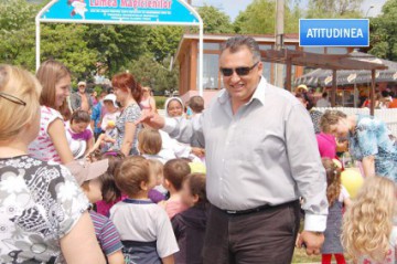 Bătălie între fostul primar al Mangaliei şi fostul prefect al Constanţei: Tusac îi cere lui Palaz daune morale de 3 milioane de euro